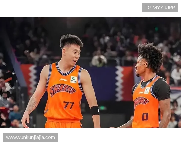 上海男篮先打主场,张镇麟+内线占优 5小阵容是奇招 洛夫顿冲胡金秋_总决赛_广厦_经验
